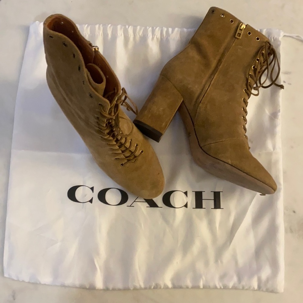 COACH BOOTIES